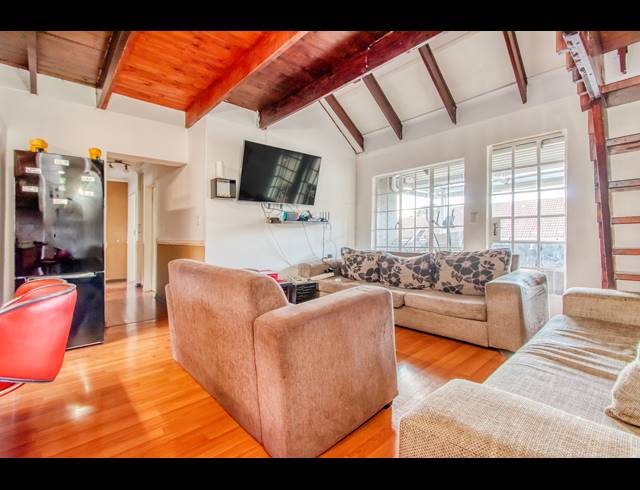 3 BEDROOM APARTMENT FOR SALE IN RADIOKOP